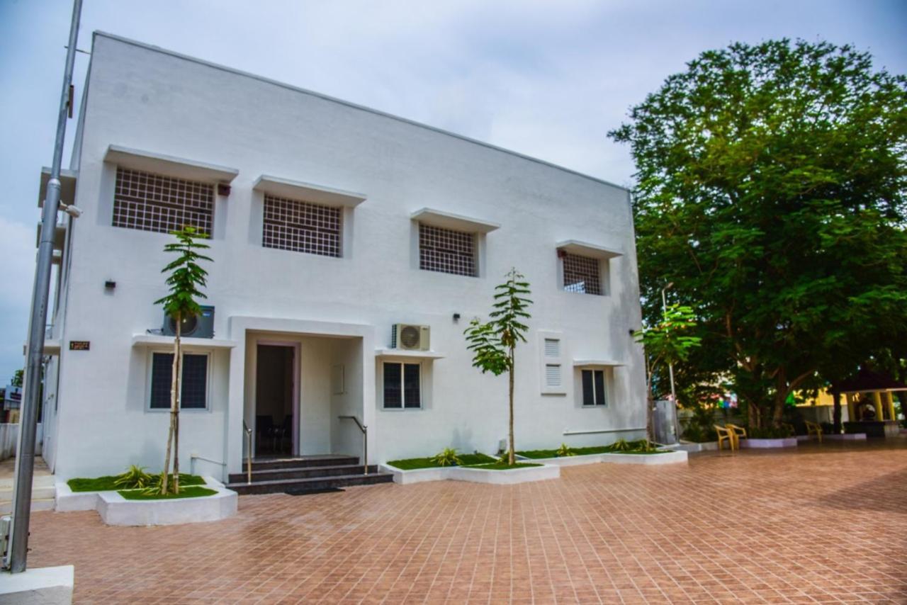 Sree Laxmi Mahal Hotel Tuticorin Exterior photo